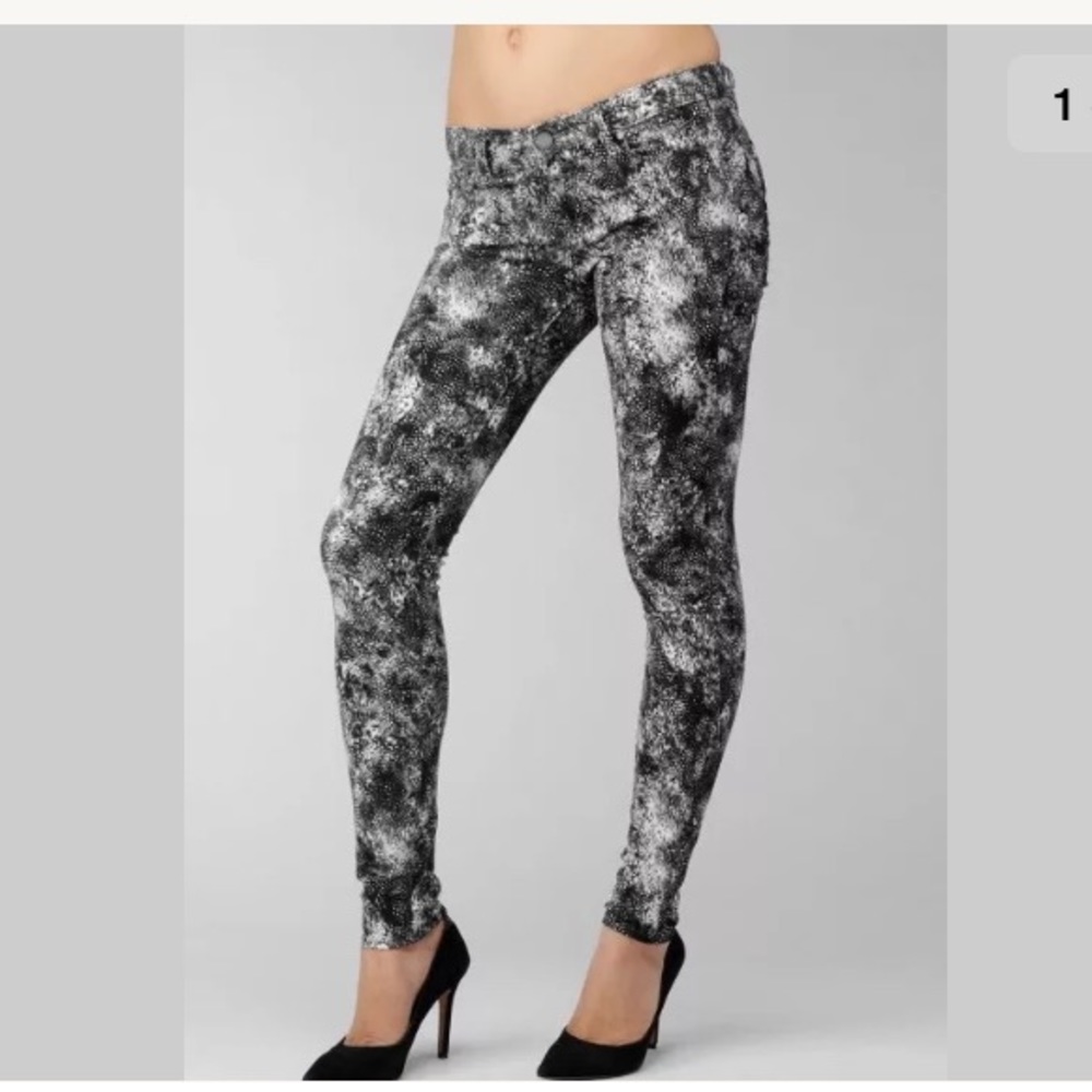 Paige Jeans Verdugo Ultra Skinny sz 25